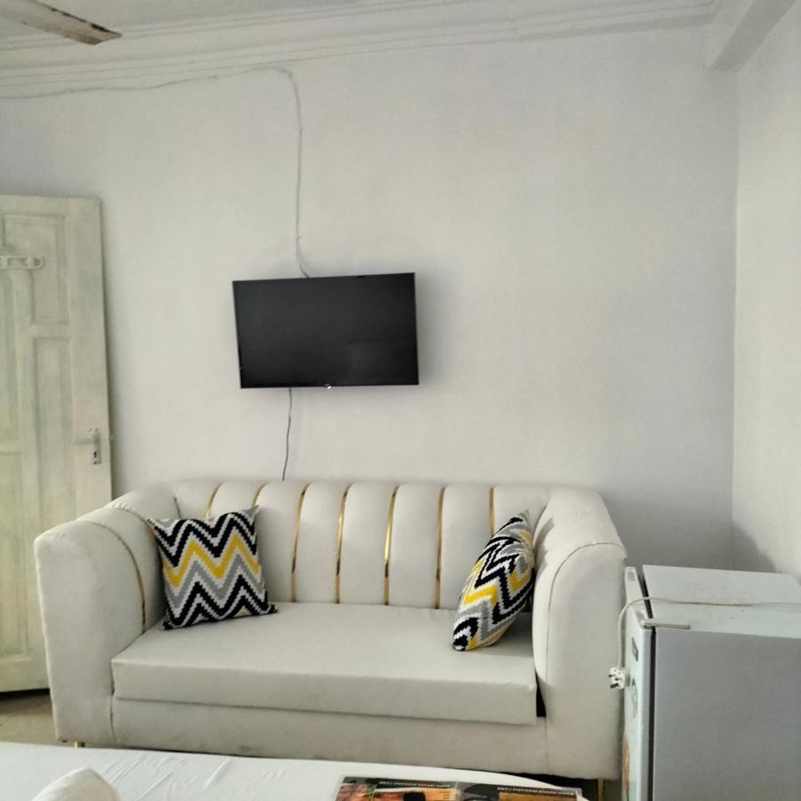 Luxurious Studio Apartments Mombasa Exteriör bild